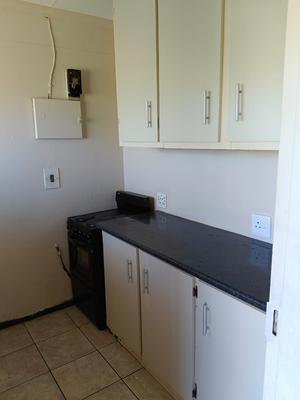 Apartment / Flat For Sale in Crown Gardens, Johannesburg