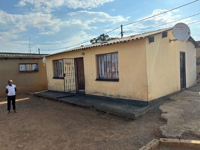 House For Sale in Palm Springs, Sebokeng